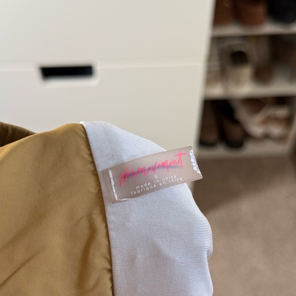 FP Movement by Free People Women's Honey Yellow Athletic Sport Shorts Size Small - Picture 8 of 10